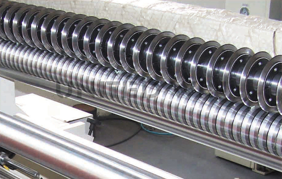 Automatic Single Shaft Rewinding Cutting Machine Tape Roll Making Machine 1300mm